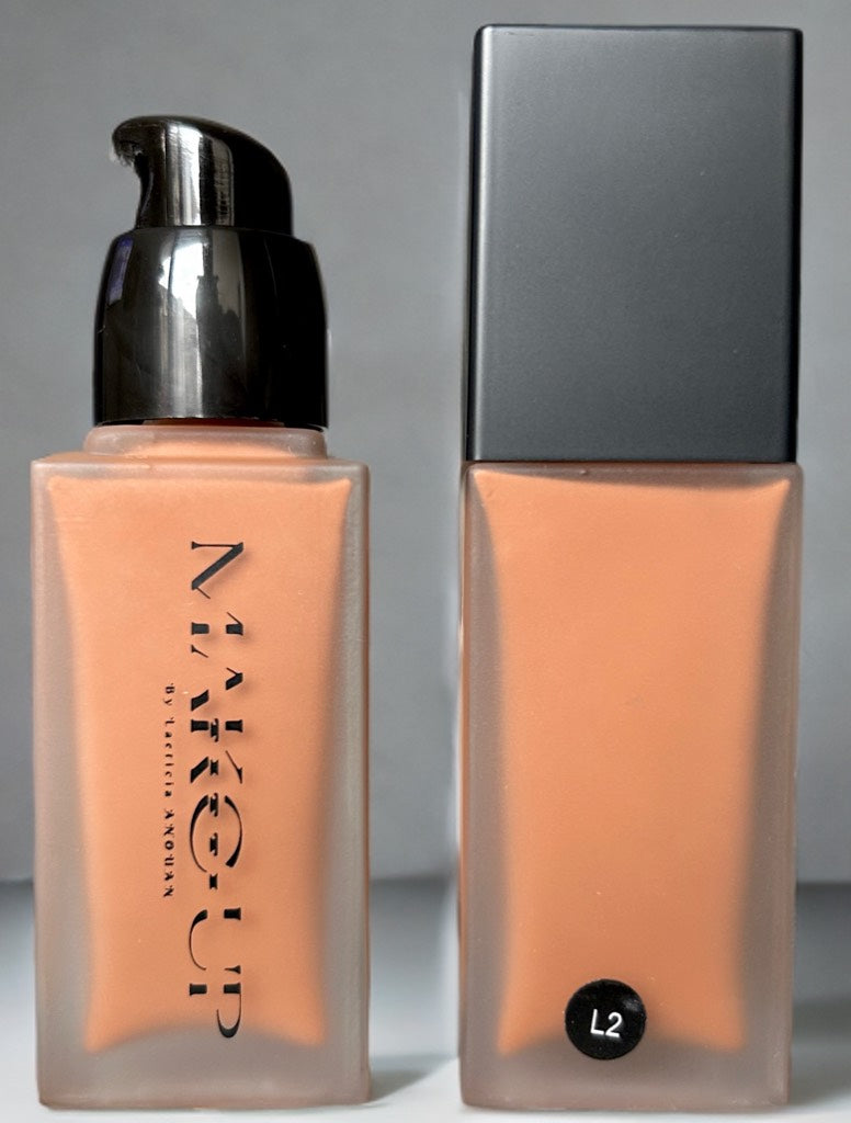 FONT DE TEINT LIQUIDE MATE IMPERMEABLE